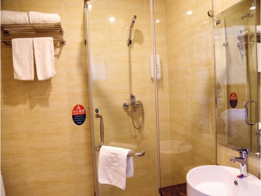 GreenTree Inn JiangSu WuXi BinHu HuiHe Road XiHui Garden Express Hotel — фото 5