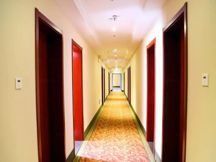Уси: GreenTree Inn JiangSu WuXi BinHu HuiHe Road XiHui Garden Express Hotel