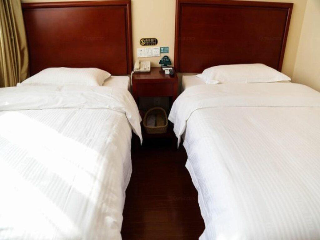 Уси: GreenTree Inn JiangSu WuXi BinHu HuiHe Road XiHui Garden Express Hotel