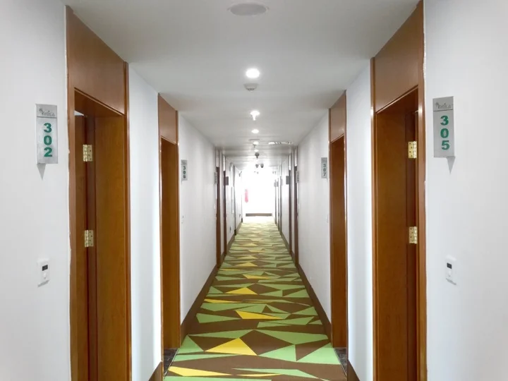 Уси: Vatica Jiangsu Wuxi Xibei Canal Metro Station Huilv Road Hotel