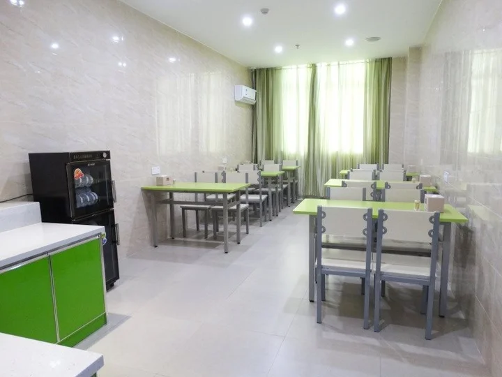 Уси: Vatica Jiangsu Wuxi Xibei Canal Metro Station Huilv Road Hotel