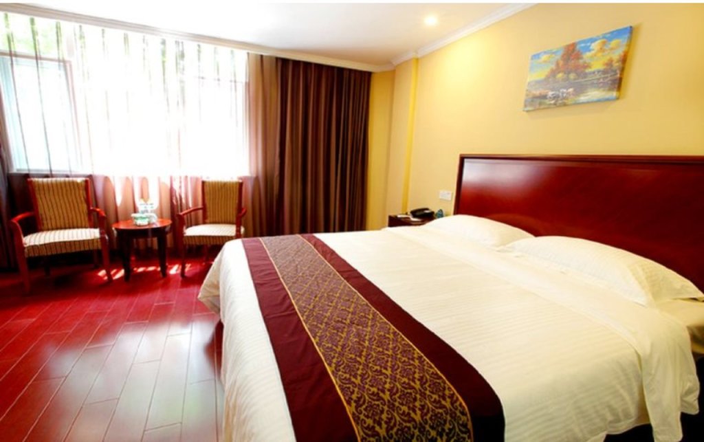 Чжэньцзян: GreenTree Inn Jiangsu Zhenjiang Yaohan Express Hotel