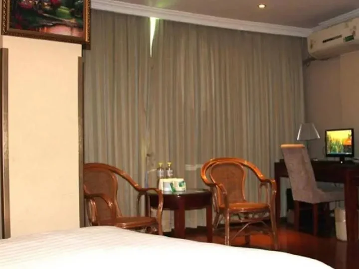 Гуйлинь: Greentree Inn Guilin Xiangshan District South Zhongshan Road Nanxishan Park Express Hotel