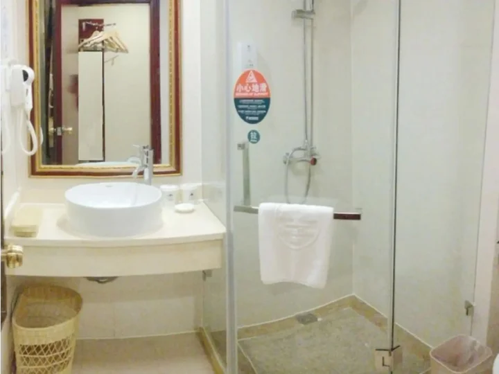 Laibin: GreenTree Inn LaiBin DaQiao Road YeJin Road Express Hotel