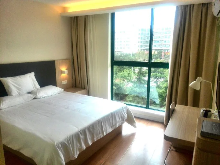 Лицзян: GreenTree Inn Yunnan Lijiang Qixing Street Express Hotel