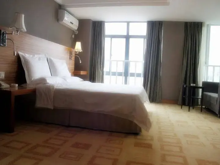 Лицзян: GreenTree Inn Yunnan Lijiang Qixing Street Express Hotel