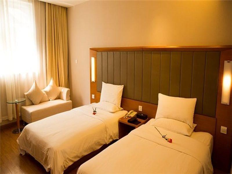 Лицзян: GreenTree Inn Yunnan Lijiang Qixing Street Express Hotel