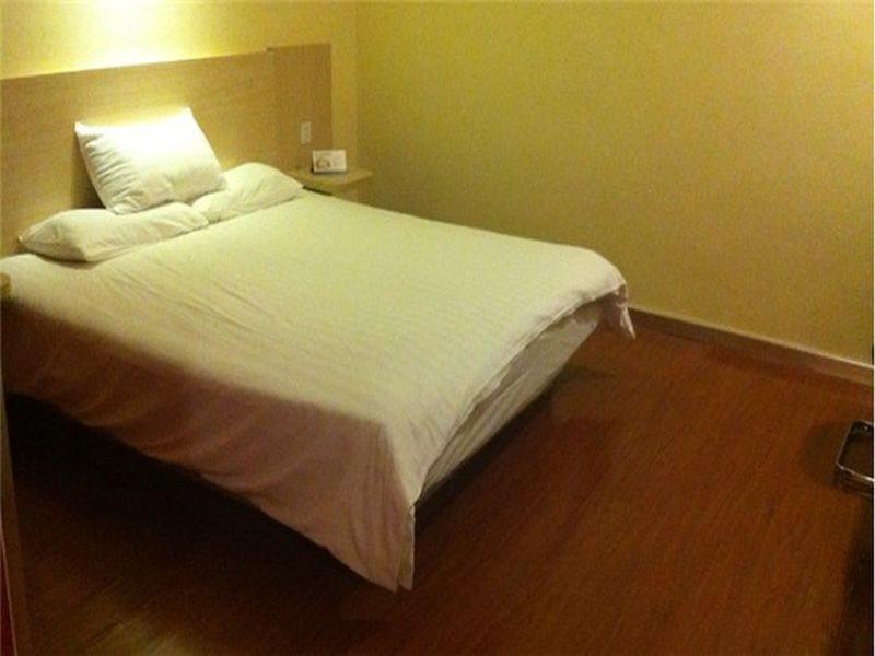 Лицзян: GreenTree Inn Yunnan Lijiang Qixing Street Express Hotel