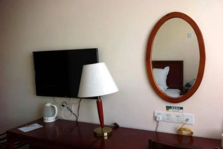 Уси: GreenTree Inn JiangSu WuXi BinHu TaiHu Pearl Development Mansion Business Hotel