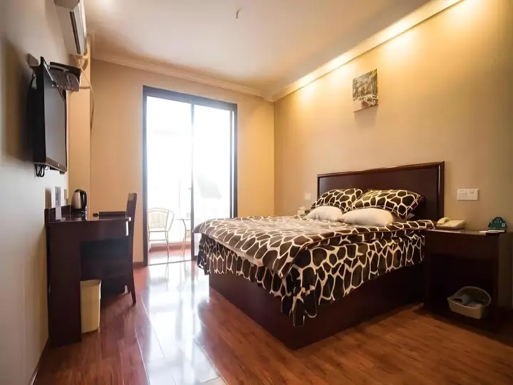 GreenTree Inn WuXi DongTing Leather City Express Hotel — фото 3