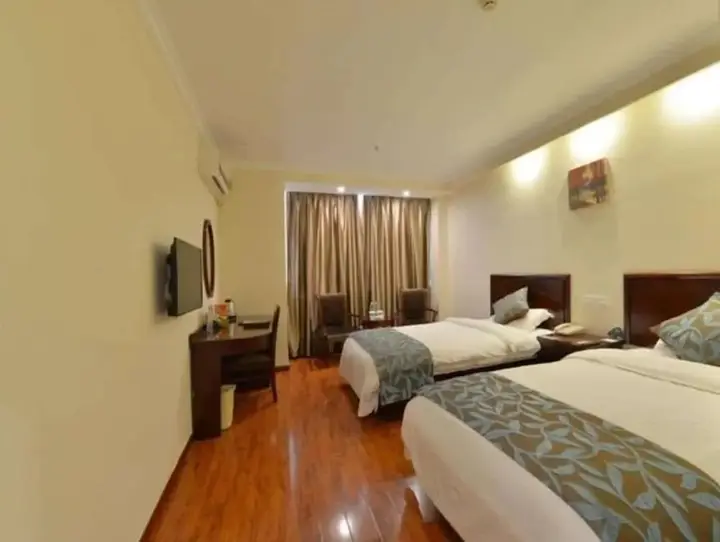 GreenTree Inn WuXi DongTing Leather City Express Hotel — фото 5
