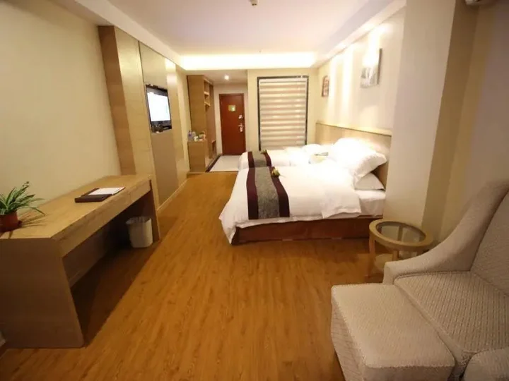 Уси: GreenTree Inn Jiangsu Wuxi Huishan High-Speed Rail Qianzhou Chongwen Road Business Hotel