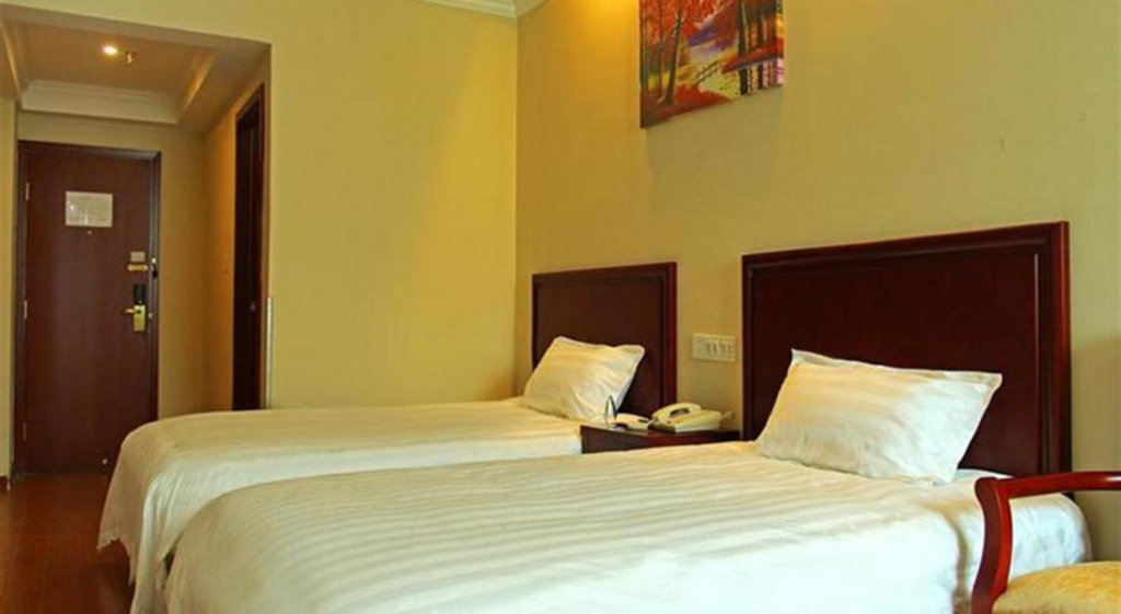 Лоян: GreenTree Inn Henan LuoYang Peony Square Business Hotel