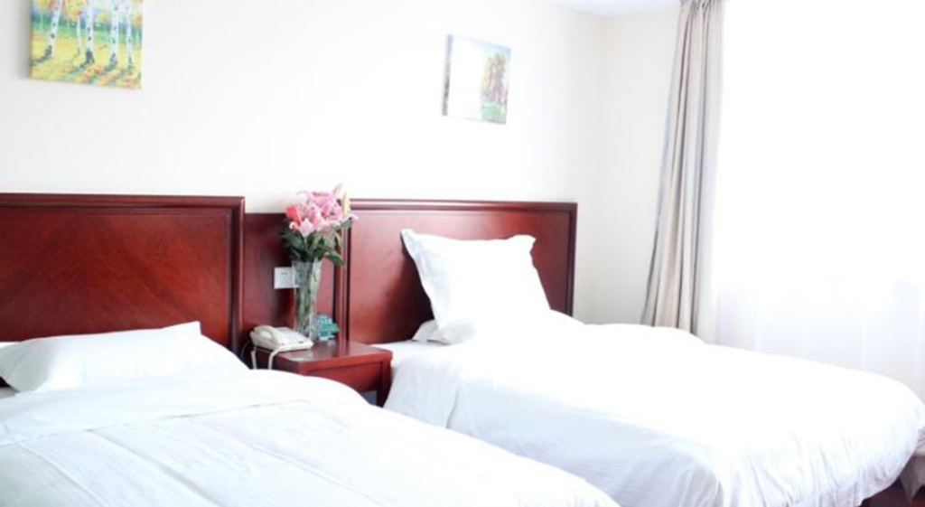 Лоян: GreenTree Inn Henan LuoYang Peony Square Business Hotel