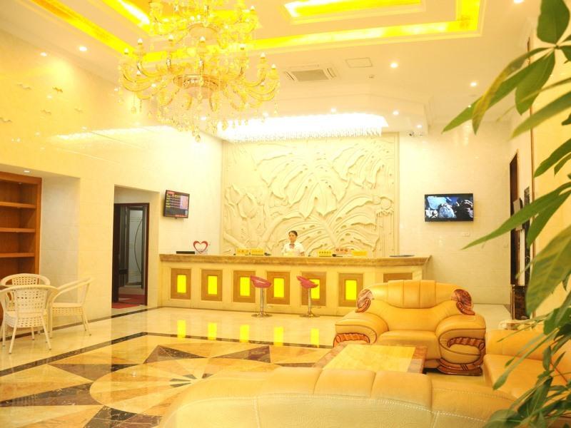 Шэньчжэнь: GreenTree Inn ShenZhen BaoAn XiXIang PingZhou Metro Station Business Hotel