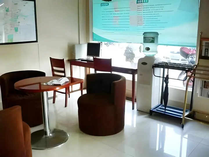 Цзиньхуа: GreenTree Inn Jinhua South Railway Station