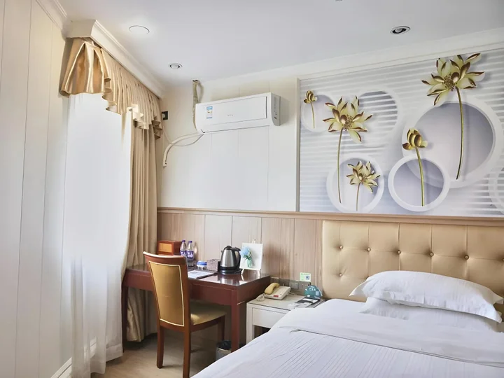 Фошань: GreenTree Inn Foshan Longjiang Town North Fenghua Road Express Hotel