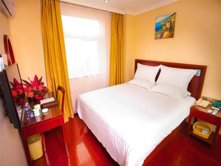 Фошань: GreenTree Inn Foshan Longjiang Town North Fenghua Road Express Hotel