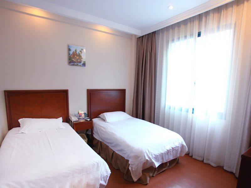 Хэфэй: GreenTree Inn Hefei Railway Station Shell Hotel