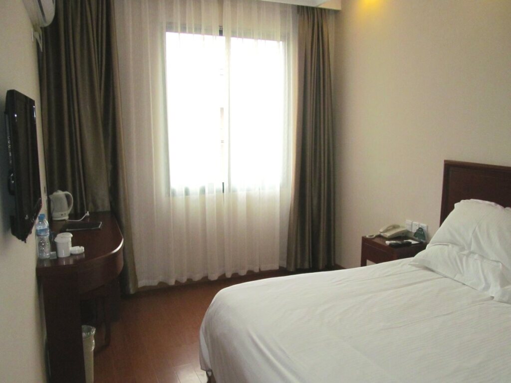 Хэфэй: GreenTree Inn Hefei Railway Station Shell Hotel