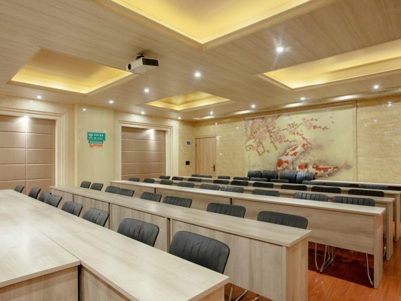 Хэфэй: GreenTree Inn Anhui Hefei South High-speed Rail Station Fanhua Avenue Haiheng Express Hotel