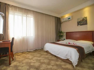 Хэфэй: GreenTree Inn Anhui Hefei South High-speed Rail Station Fanhua Avenue Haiheng Express Hotel