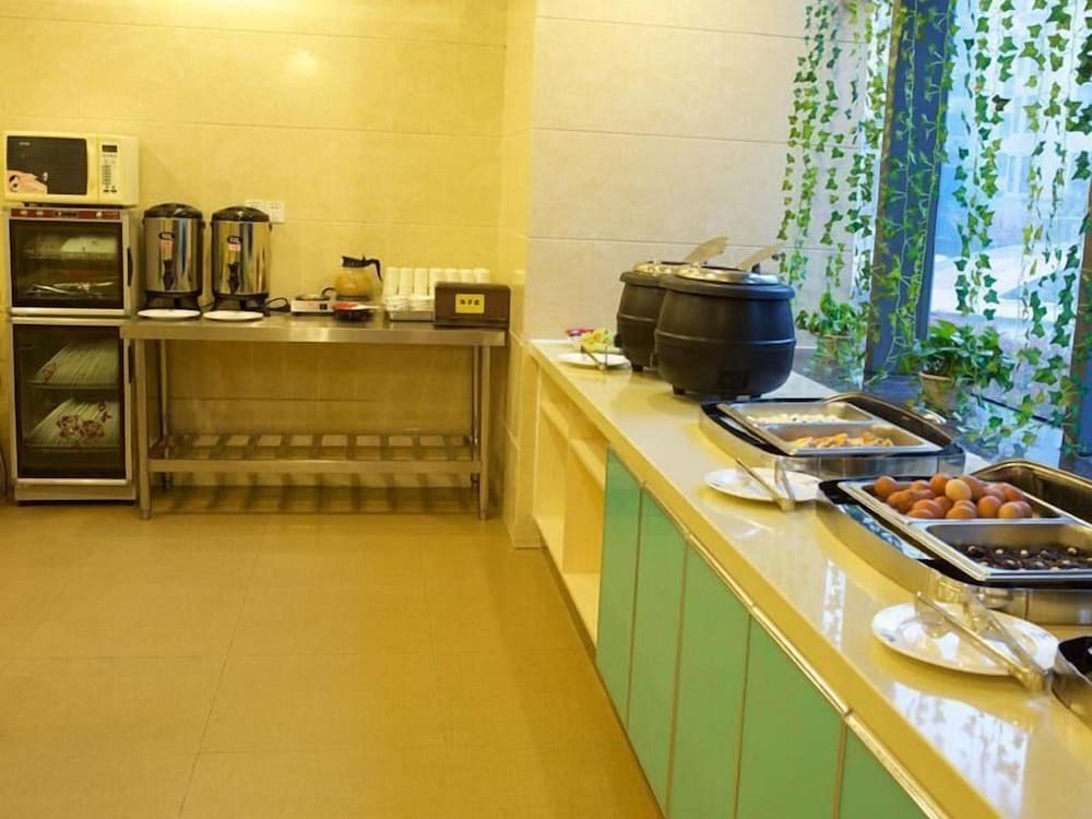 Greentree Inn Anhui Hefei Qianshan Road Business Hotel — фото 4
