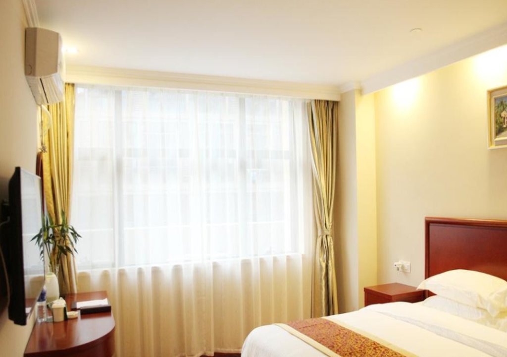 Хэфэй: GreenTree Inn Anhui Hefei East Erhuan Road Chenhui Building Express Hotel