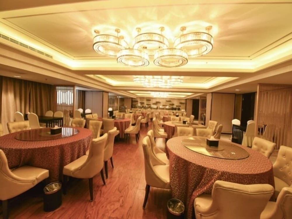 Луань: GreenTree Eastern Liuan Jinzai Lianhuashan Rd