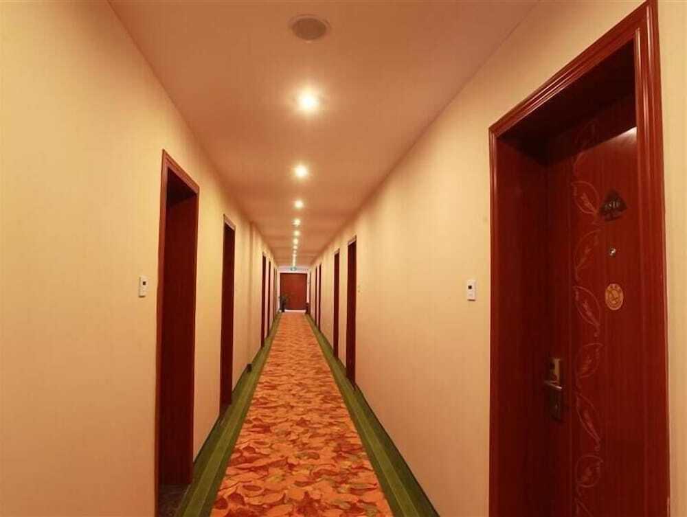 Хэфэй: GreenTree Inn Hefei High Speed Rail Station Baohe District Government Business Hotel