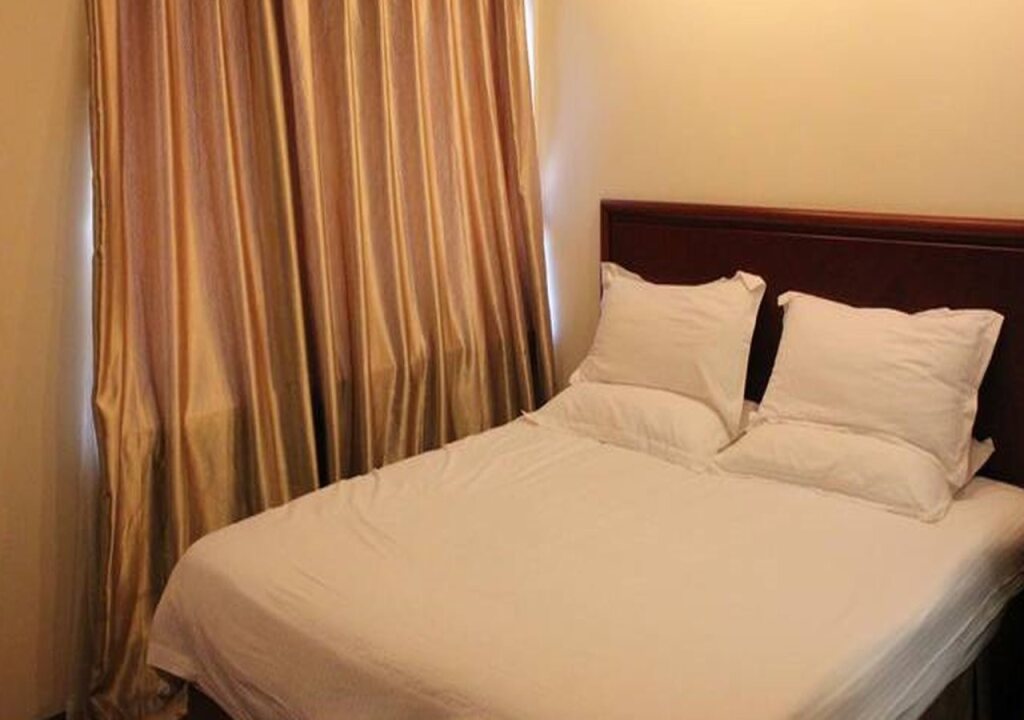 Шаоксинг: GreenTree Inn ZheJiang ShaoXing Middle ZhongXing Road LuXun Former Residence Shell Hotel