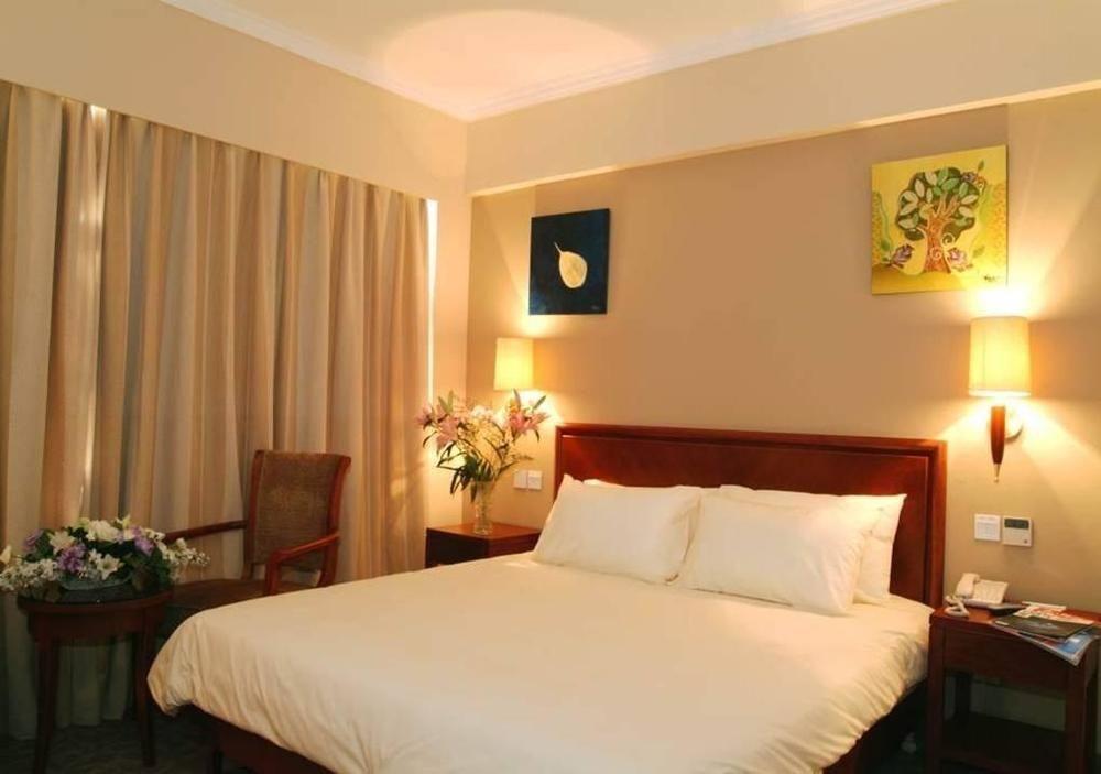 Хандань: GreenTree Inn Hebei Handan Lingxi Street Shell Hotel