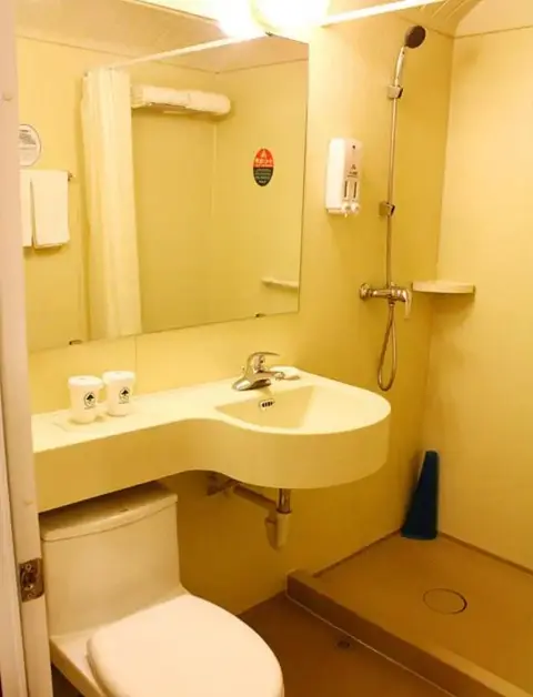 Циньхуандао: Greentree Inn Hebei Qinhuangdao Changli County Minsheng Road Walking Street Express Hotel