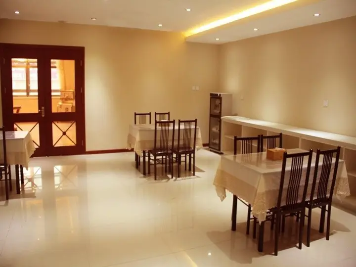 Циньхуандао: Greentree Inn Hebei Qinhuangdao Changli County Minsheng Road Walking Street Express Hotel