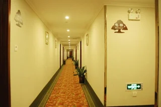 Лянфан: GreenTree Inn Hebei Langfang Bazhou Railway Station West Yingbin Road Express Hotel