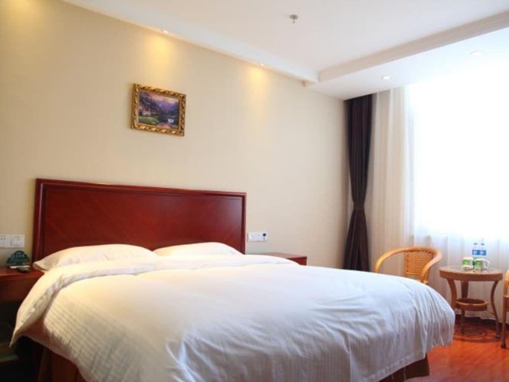 Лянфан: GreenTree Inn Hebei Langfang Bazhou Railway Station West Yingbin Road Express Hotel