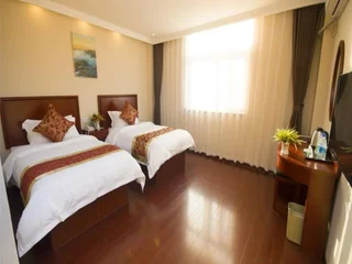 Лянфан: GreenTree Inn LangFang GuanGYAng District High-speed Railway Station Business Hotel