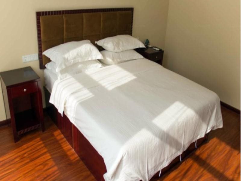 Таншань: GreenTree Inn Hebei Tangshan Leting East Maoyuan Street Third Middle School Business Hotel