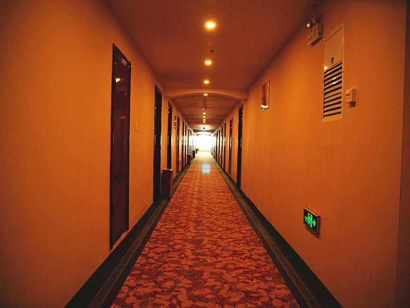 Чжанцзякоу: GreenTree Inn Hebei Zhangjiakou Guyuan Government Fuxiang Mall Express Hotel