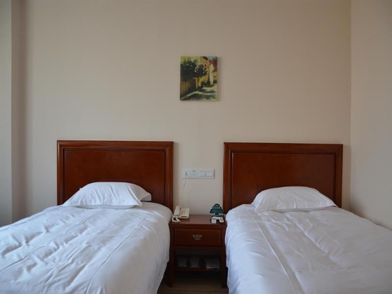 Чжанцзякоу: GreenTree Inn Hebei Zhangjiakou Guyuan Government Fuxiang Mall Express Hotel