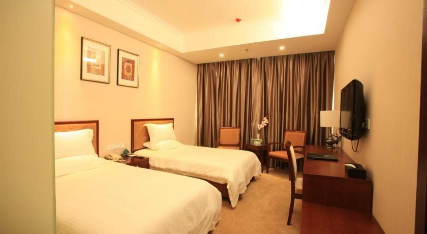 Цзиньчжун: GreenTree Inn Shanxi Jinzhong JieXiu Railway Station Express Hotel