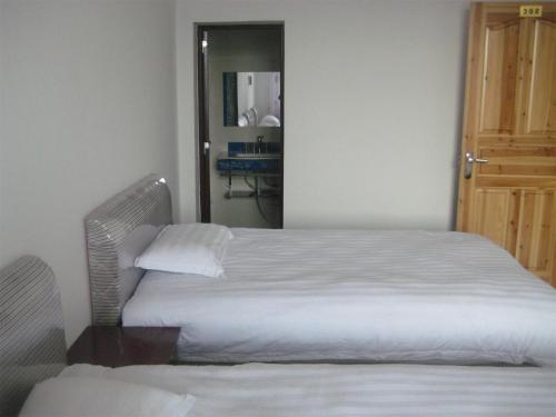 Шанграо: Wuyuan Lvxing Homestay