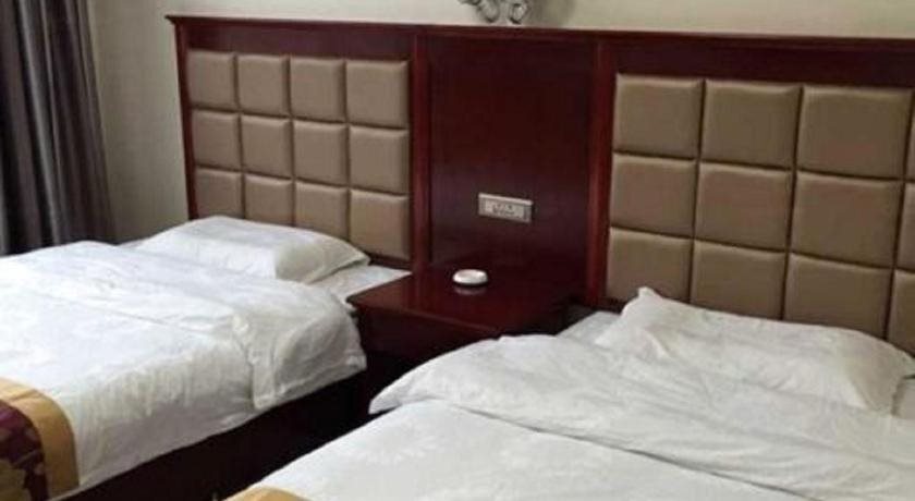 Вэйнань: Huaqiao Inn