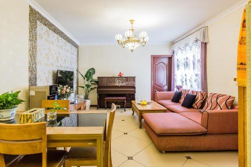 Чэнду: guesthouse (Shuang Liu airport)