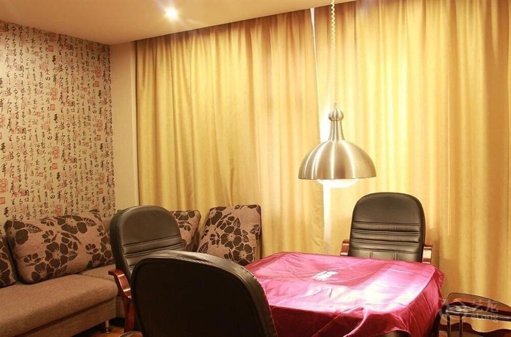 Ухань: Ruian City Hotel