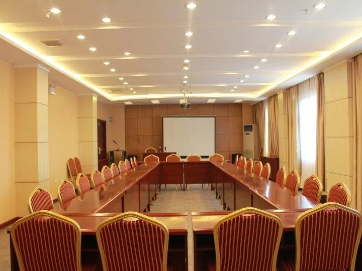 Ухань: Ruian City Hotel