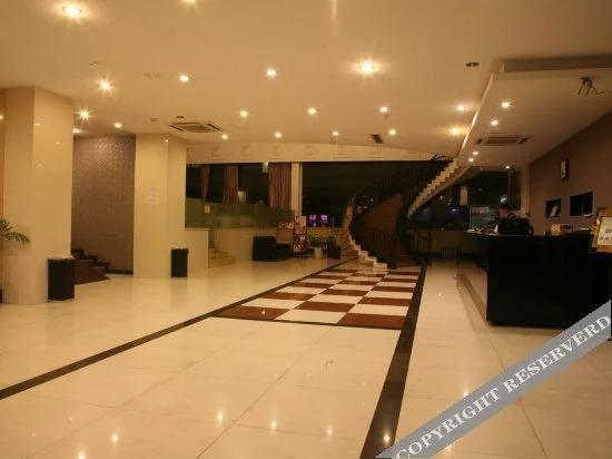 Циндао: Zhongfang Grand Hotel