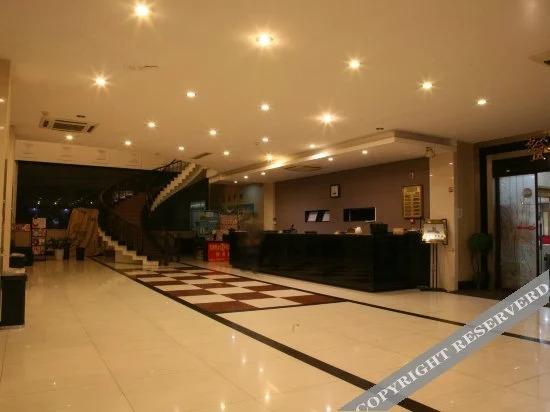 Циндао: Zhongfang Grand Hotel