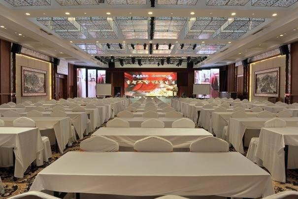 Дацин: Daqing Oriental Ming Yue Business Hotel High Tech Zone Branch