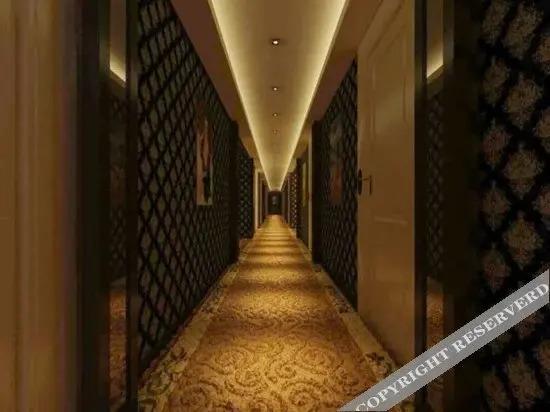 Шиянь: Shenzhouxing Express Hotel